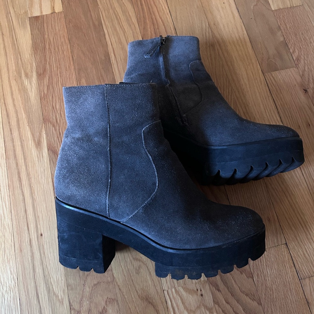 Women's Suede Ankle Boots